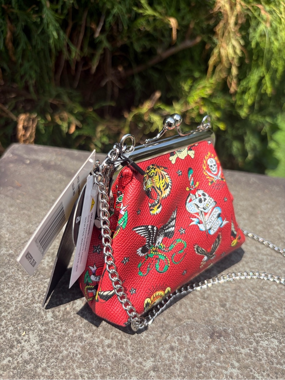 Ed Hardy Red Tattoo-Print Kiss-Lock Shoulder Bag NWT - Picture 3 of 8
